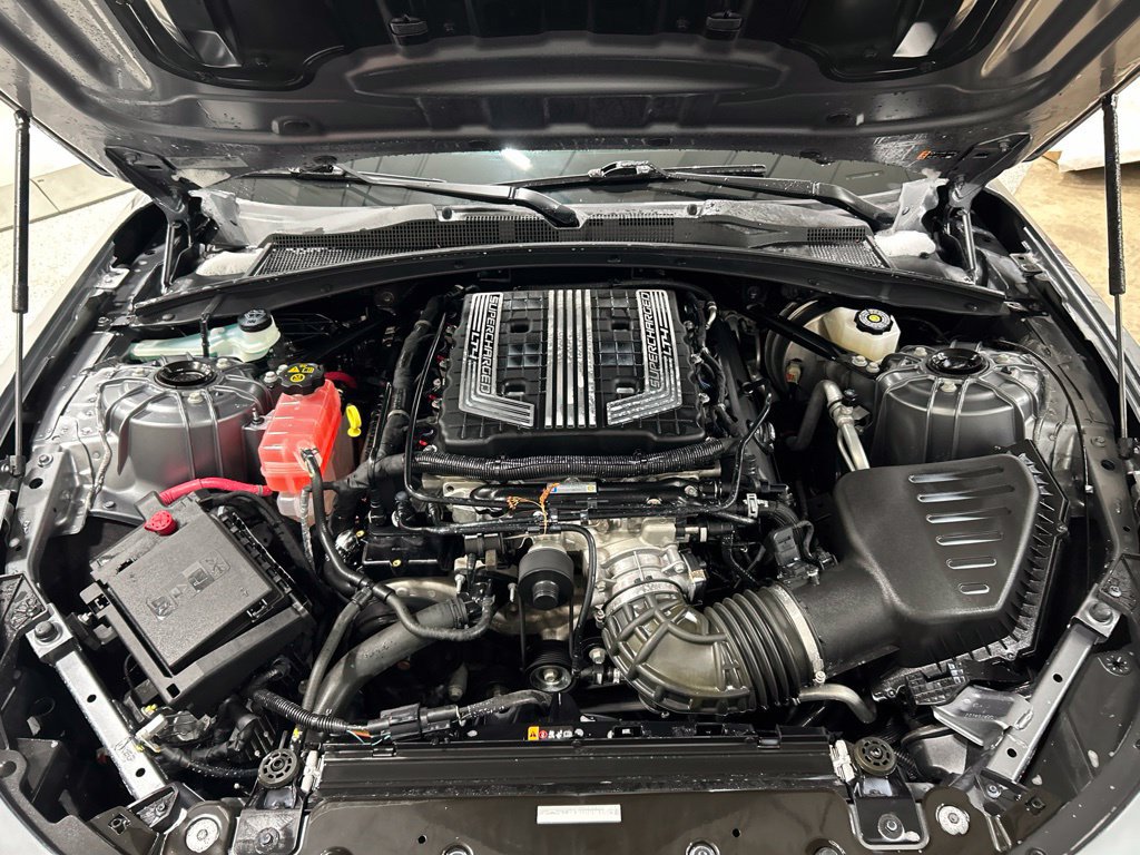 Used 2022 Chevrolet Camaro ZL1 RWD image 29