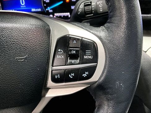 Used 2023 Ford Explorer XLT w/ Equipment Group 202A image 24