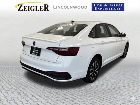 Used 2024 Volkswagen Jetta S FWD image 4