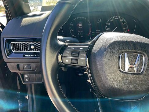 Used 2023 Honda Civic Sport image 16