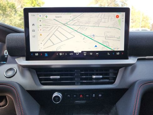 Used 2025 Ford Explorer ST image 22