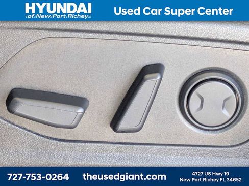 Certified 2023 Hyundai Santa Cruz Limited AWD/4WD image 23