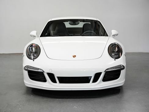 Used 2016 Porsche 911 Carrera GTS RWD image 5