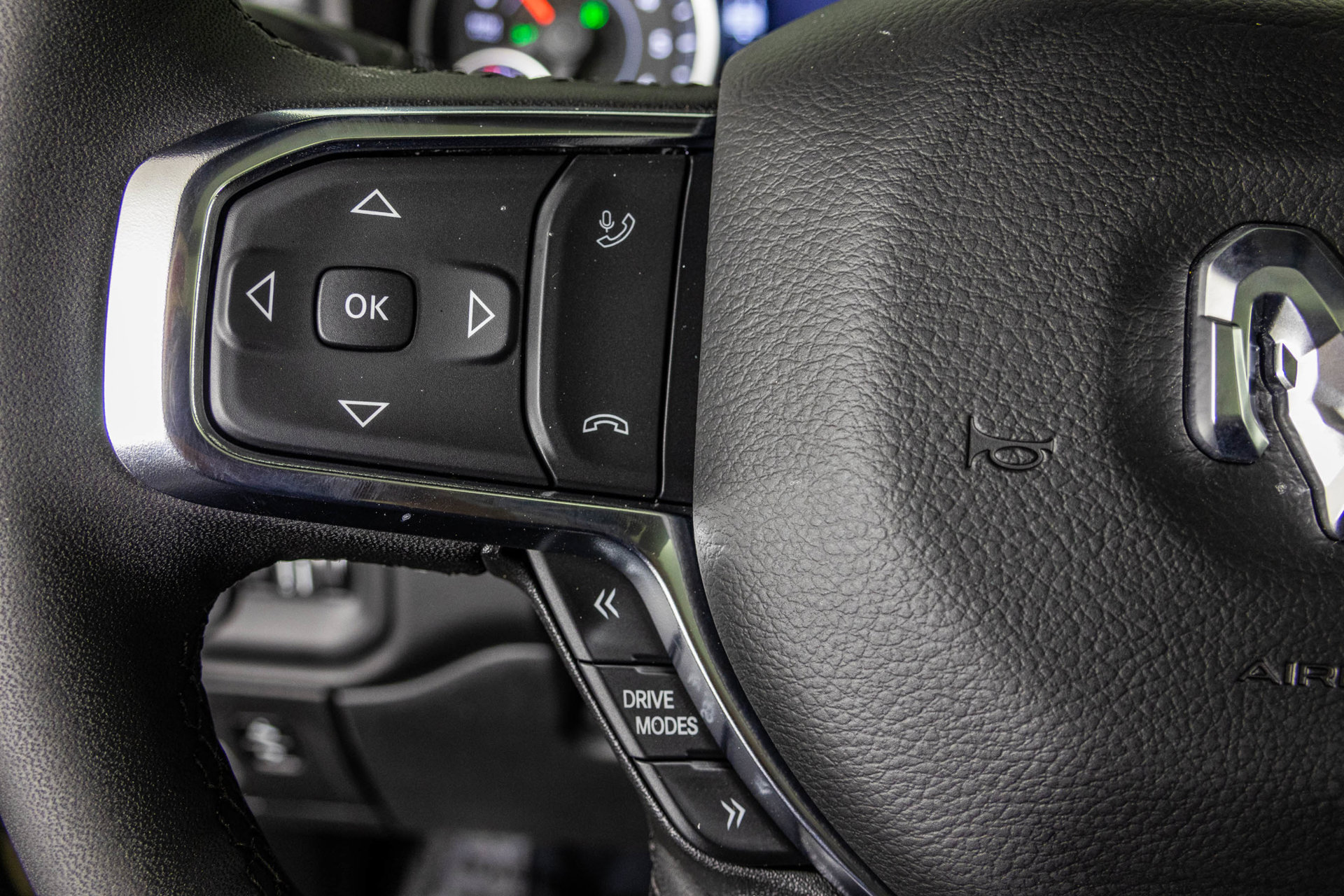 New 2027 RAM 1500 Laramie AWD/4WD image 31
