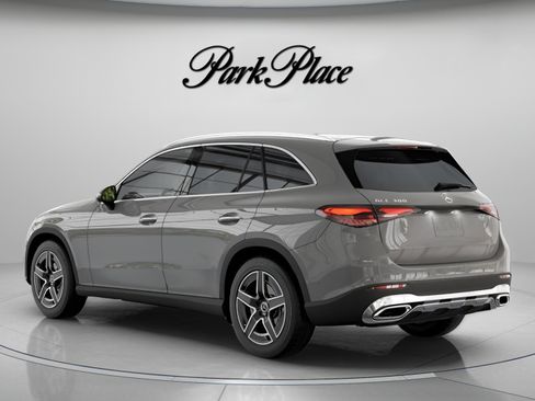 Used 2026 Mercedes-Benz GLC 300 4MATIC image 13