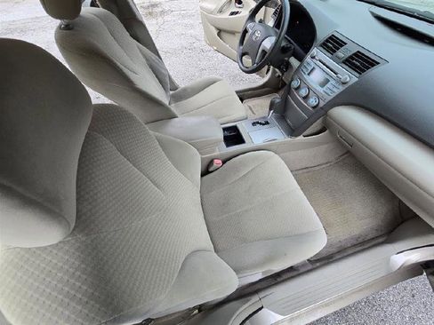 Used 2007 Toyota Camry XLE FWD image 19