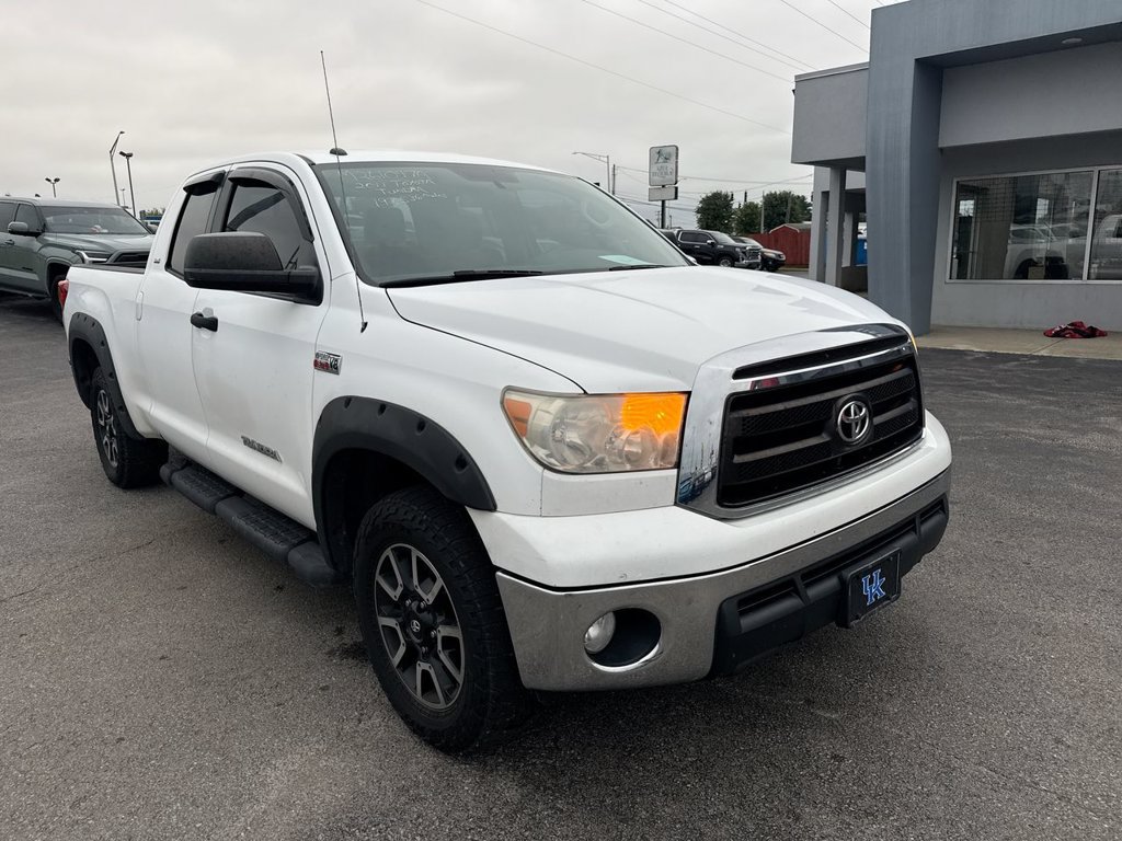 Used 2011 Toyota Tundra 4x4 Double Cab w/ SR5 Pkg image 7