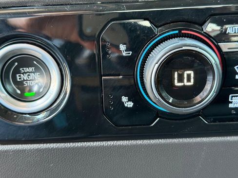 Used 2023 Chevrolet Silverado 1500 LT image 21