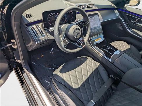New 2025 Mercedes-Benz S 580e 4MATIC Sedan image 3