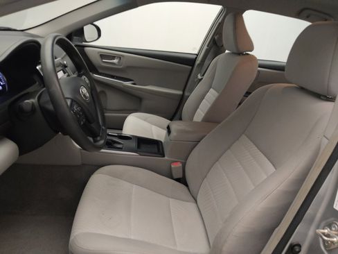 Used 2017 Toyota Camry LE FWD image 17