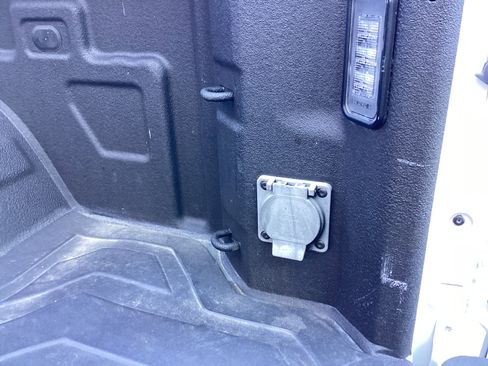 Used 2021 Chevrolet Silverado 1500 High Country w/ Safety Package II image 12