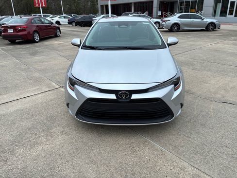 New 2026 Toyota Corolla LE image 10
