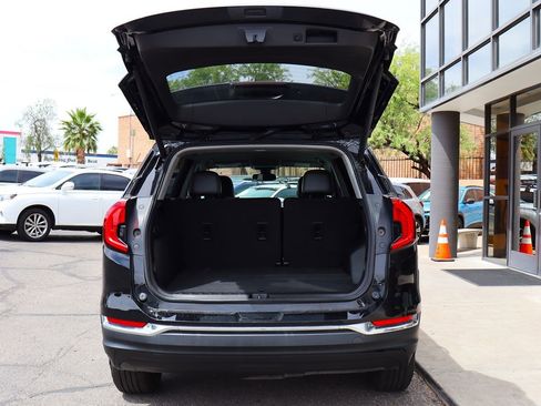 Used 2023 GMC Terrain SLT AWD/4WD image 22