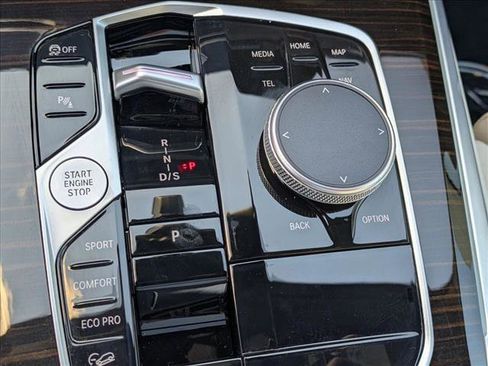 Used 2025 BMW X5 xDrive40i w/ Climate Comfort Package image 11