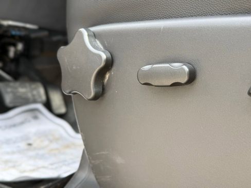 Used 2013 GMC Sierra 2500 SLE w/ SLE Preferred Package image 24