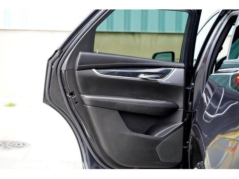 Used 2020 Cadillac XT5 Premium Luxury image 30