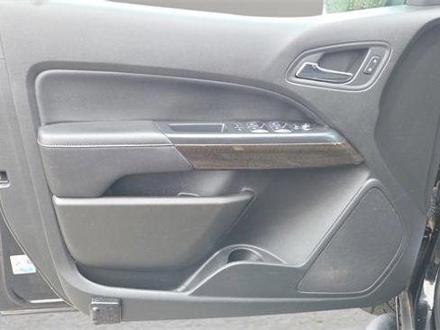 Used 2019 GMC Canyon SLE image 29