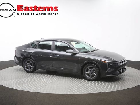 Used 2025 Kia K4 FWD image 47