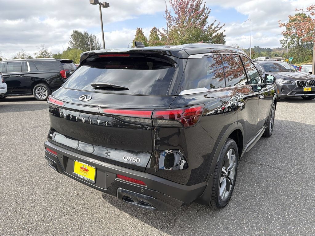 Used 2025 INFINITI QX60 Luxe AWD/4WD image 9