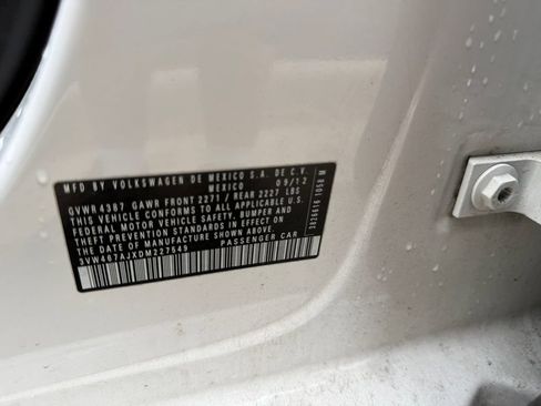 Used 2013 Volkswagen Jetta GLI FWD image 37