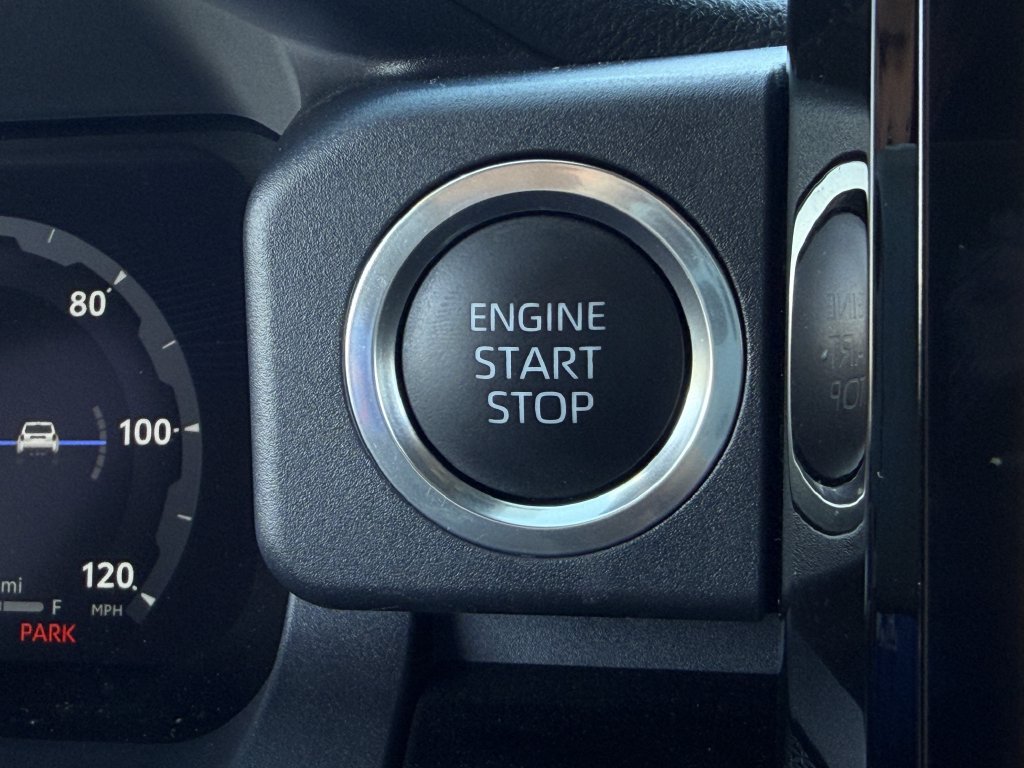 Used 2026 Toyota 4Runner Limited AWD/4WD image 21