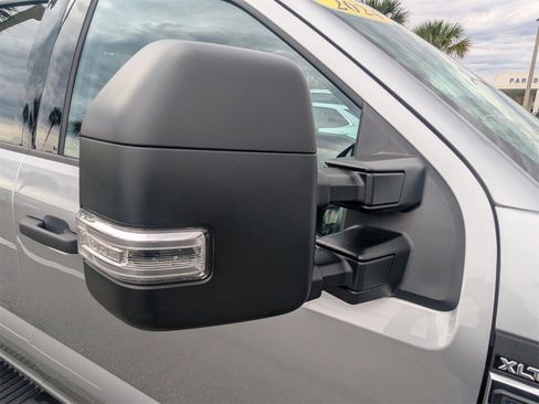 Used 2024 Ford F250 XLT image 12