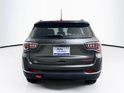 Used 2023 Jeep Compass Trailhawk w/ Trailhawk Convenience Group AWD/4WD image 6
