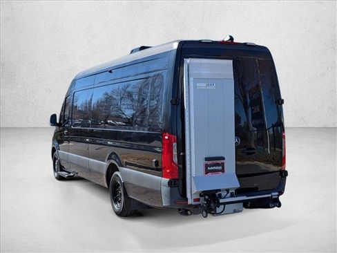 Used 2021 Mercedes-Benz Sprinter 3500 image 7