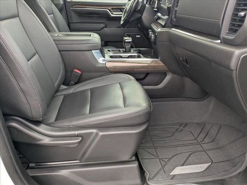 Used 2022 Chevrolet Silverado 1500 RST w/ Convenience Package II image 20