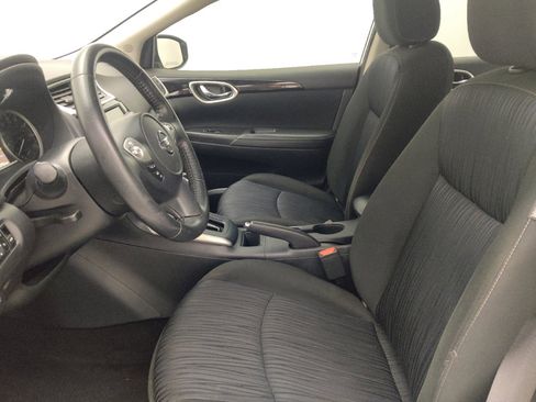 Used 2019 Nissan Sentra SV FWD image 17