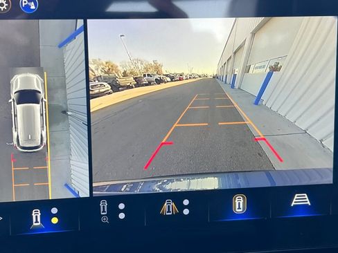 New 2026 Chevrolet Equinox RS image 17