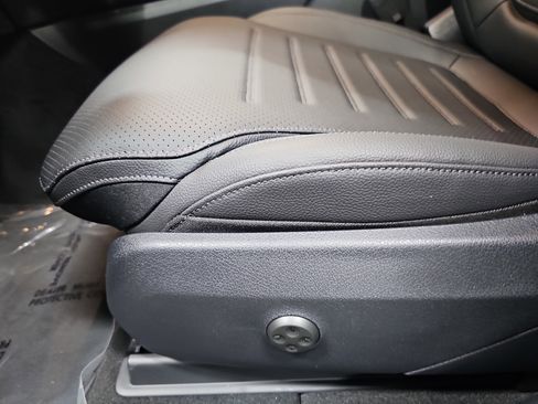 New 2026 Mercedes-Benz GLC 300 image 29
