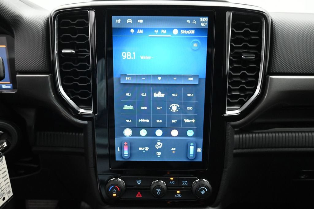 New 2026 Ford Ranger XLT w/ Technology Package AWD/4WD image 13