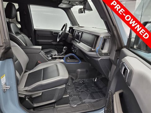 Used 2022 Ford Bronco Black Diamond w/ Sasquatch Package image 12