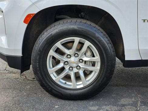 Used 2022 Chevrolet Tahoe LT w/ Luxury Package image 19