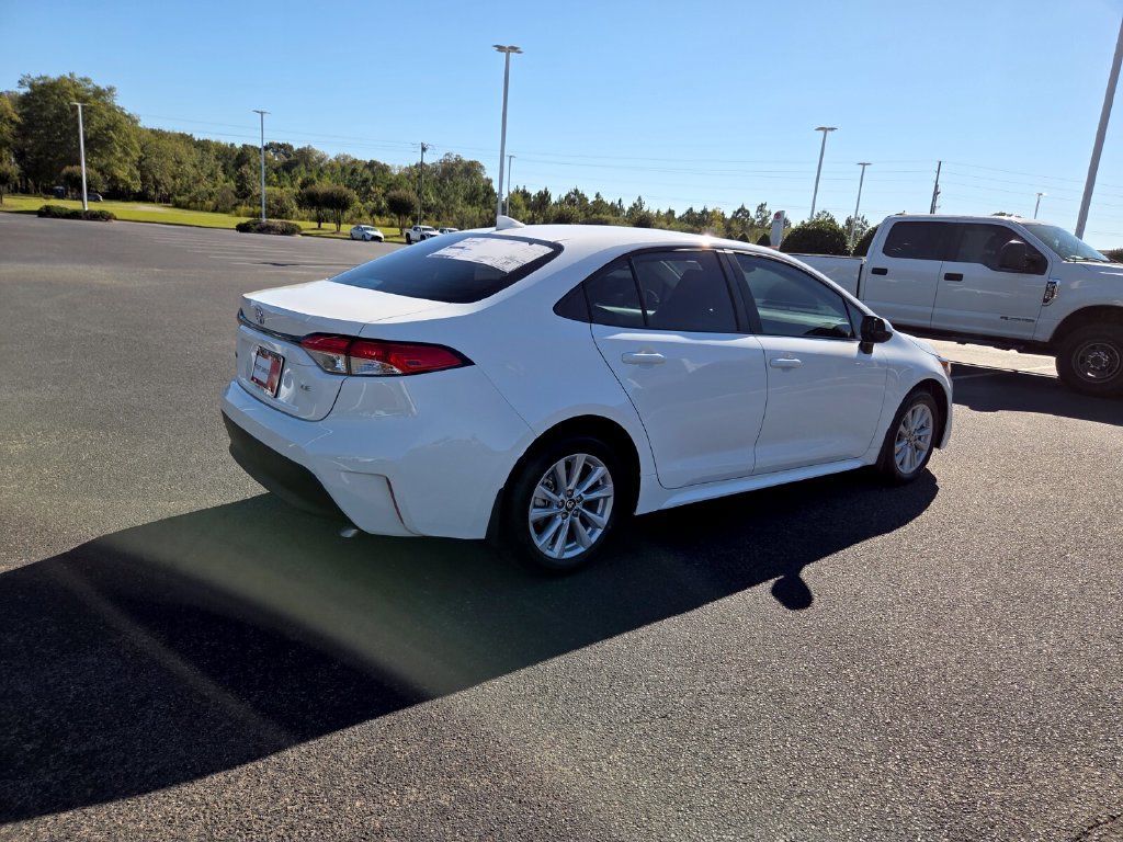 New 2027 Toyota Corolla LE w/ LE Premium Package FWD image 12