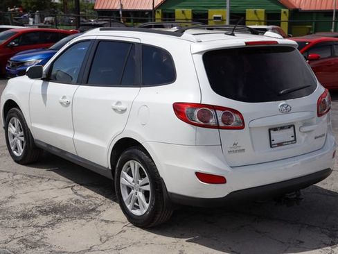 Used 2010 Hyundai Santa Fe SE FWD image 8