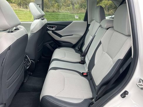 Used 2023 Subaru Forester Premium image 20