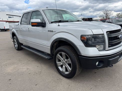 Used 2014 Ford F150 FX4 w/ Equipment Group 402A Luxury AWD/4WD image 12