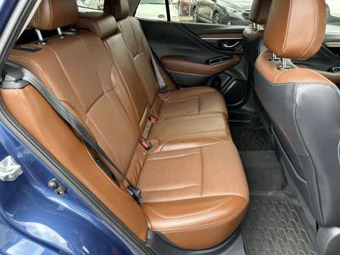 Certified 2022 Subaru Outback Touring AWD/4WD image 16