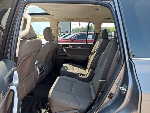 Certified 2023 Lexus GX 460 Premium w/ Accessory Package AWD/4WD image 10