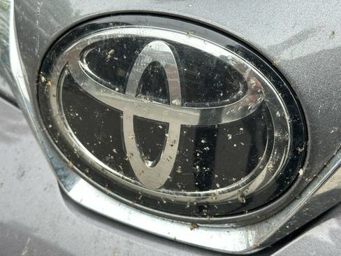 Certified 2019 Toyota Sienna XLE w/ XLE Navigation Package AWD/4WD image 9