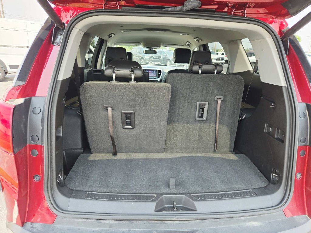 Used 2019 GMC Acadia SLT FWD image 14