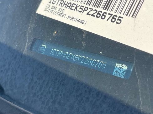 Used 2023 GMC Sierra 1500 Pro w/ Pro Value Package RWD image 13