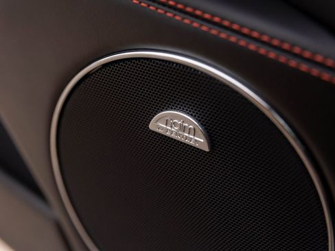Used 2018 Bentley Flying Spur S V8 AWD/4WD image 37