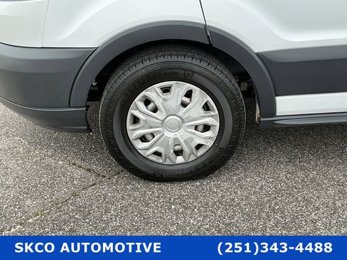 Used 2016 Ford Transit 350 XL image 9