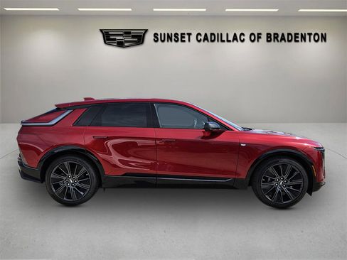 New 2025 Cadillac Lyriq Sport w/ LPO, Floor Liner Package RWD image 8