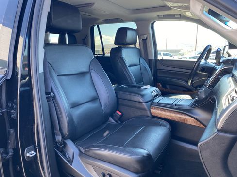 Used 2018 Chevrolet Tahoe Premier AWD/4WD image 22