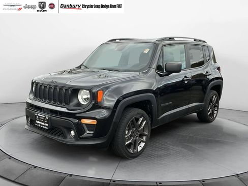 Certified 2021 Jeep Renegade Latitude image 4