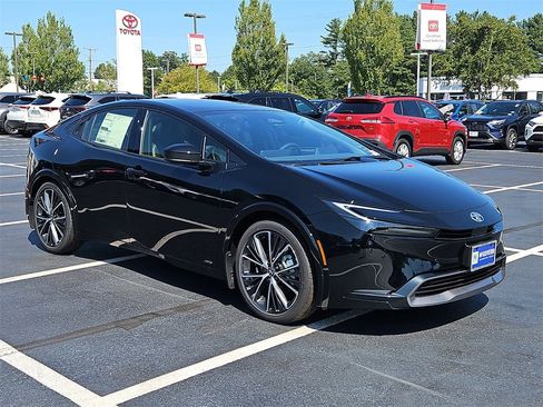 New 2026 Toyota Prius AWD image 3